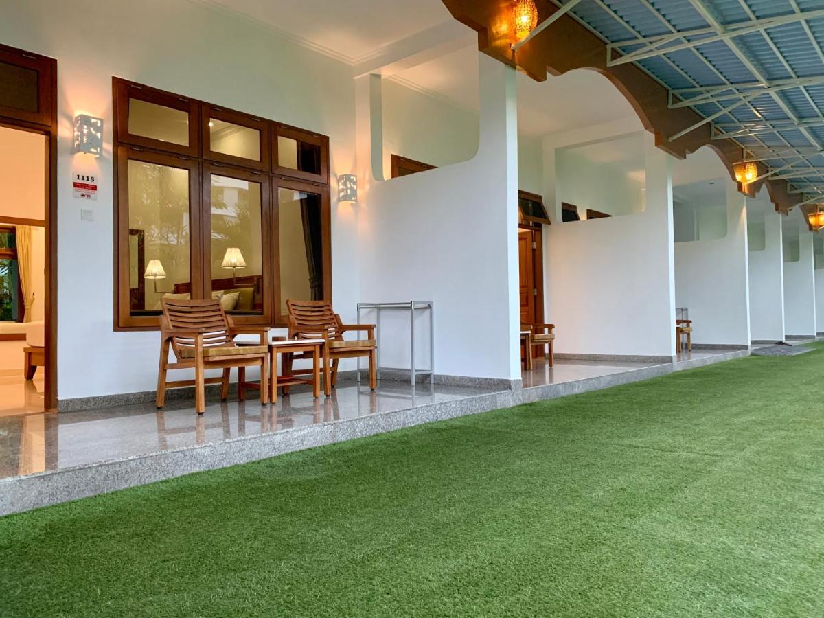 Febri'S Hotel & Spa Kuta  Exterior photo