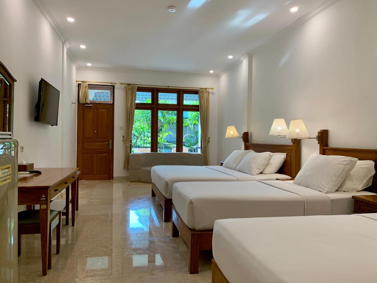 Febri'S Hotel & Spa Kuta  Exterior photo