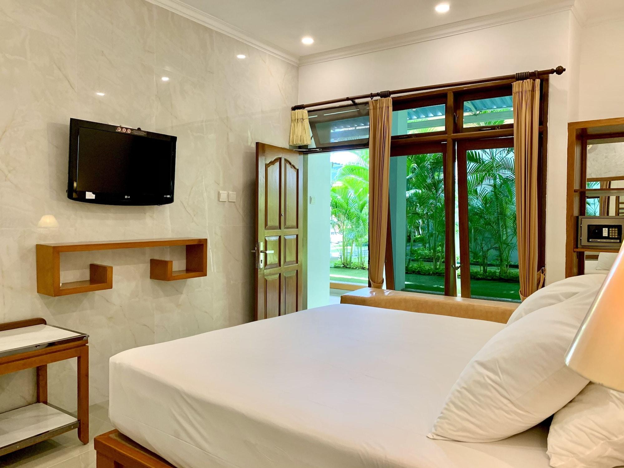 Febri'S Hotel & Spa Kuta  Exterior photo