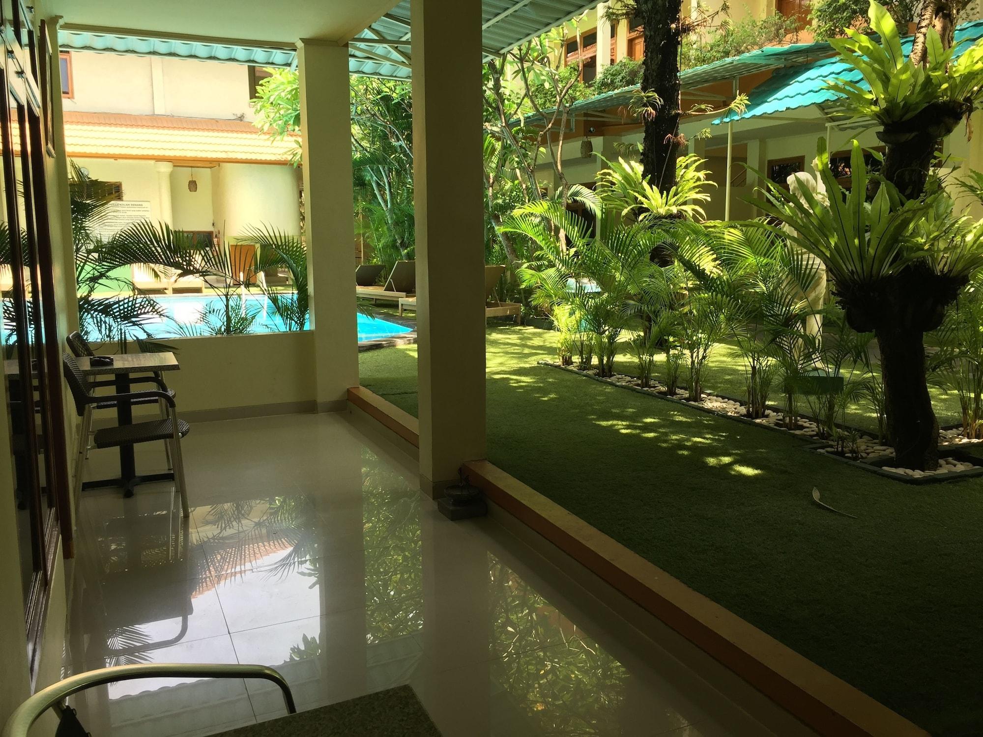 Febri'S Hotel & Spa Kuta  Exterior photo